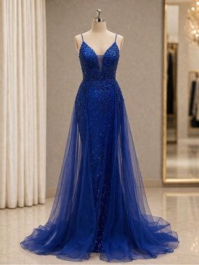 NEW WITHOUT TAG Elegant Royal Blue Beaded Evening Gown Formal Dress